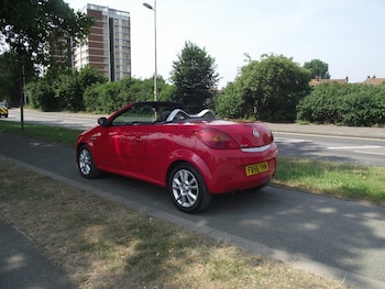 Used Vauxhall Tigra 2006 for sale - 75344243: Photo