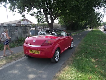 Used Vauxhall Tigra 2006 for sale - 75344243: Photo