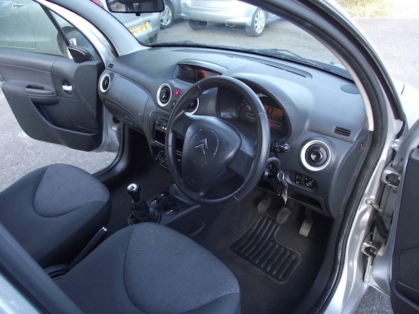Used Citroen C3 2010 for sale - 74802360: Photo 11