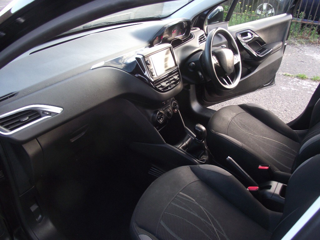 Used Peugeot 208 2013 for sale - 76275025: Photo 16