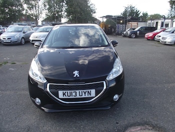 Used Peugeot 208 2013 for sale - 76275025: Photo 3