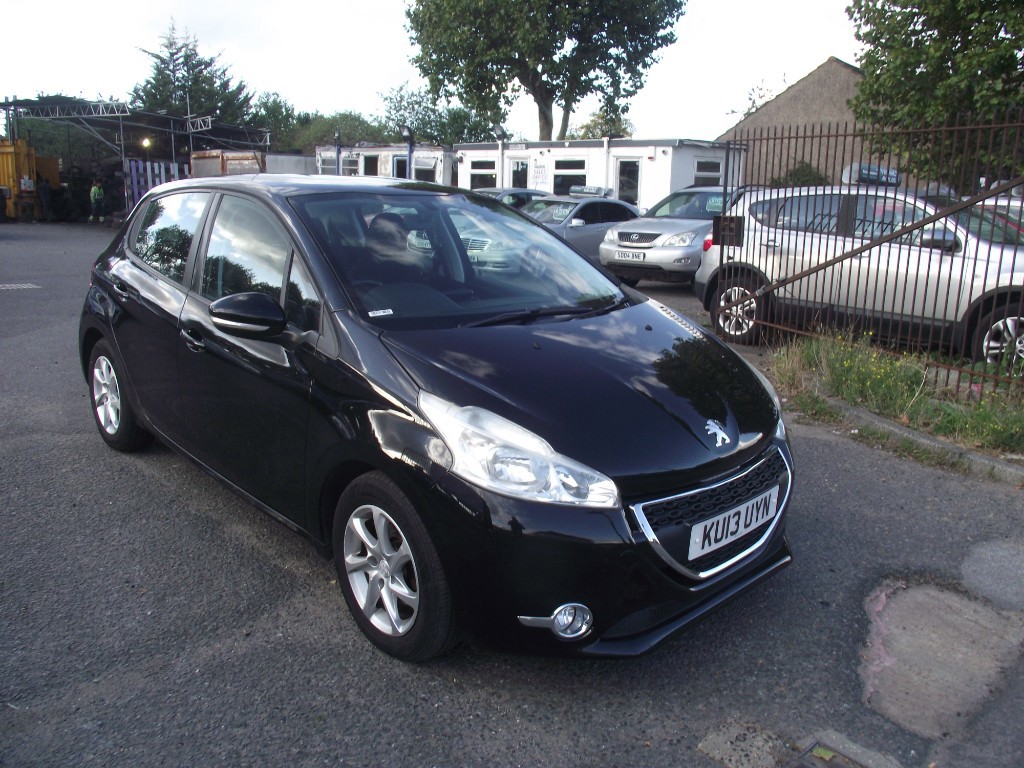 Used Peugeot 208 2013 for sale - 76275025: Photo 6