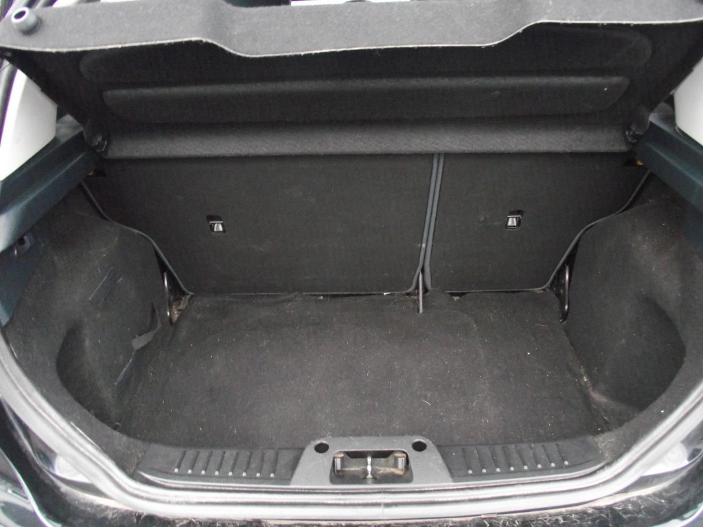 Used Ford Fiesta 2012 for sale - 77075000: Photo 13