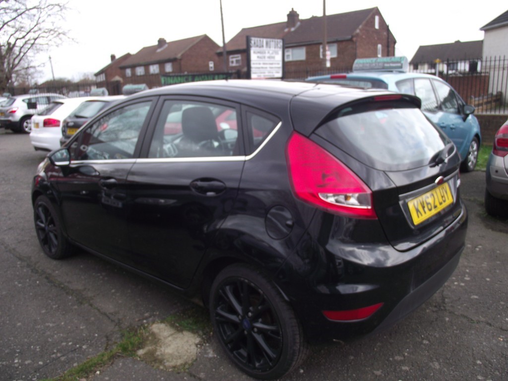 Used Ford Fiesta 2012 for sale - 77075000: Photo 3