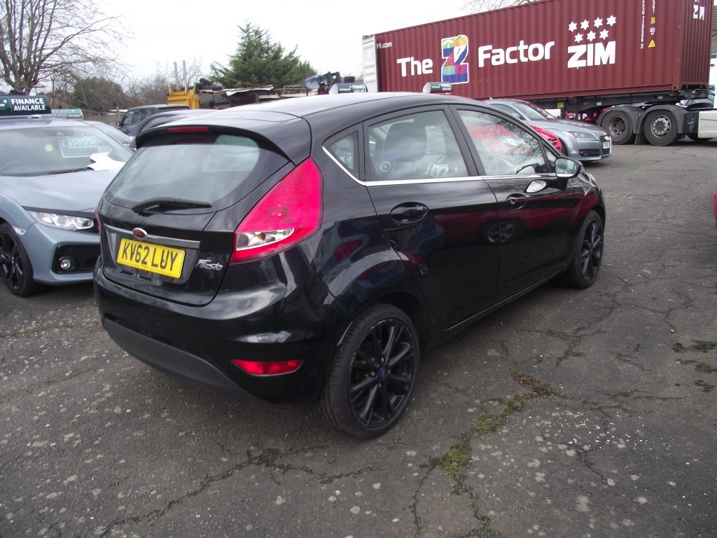 Used Ford Fiesta 2012 for sale - 77075000: Photo 8