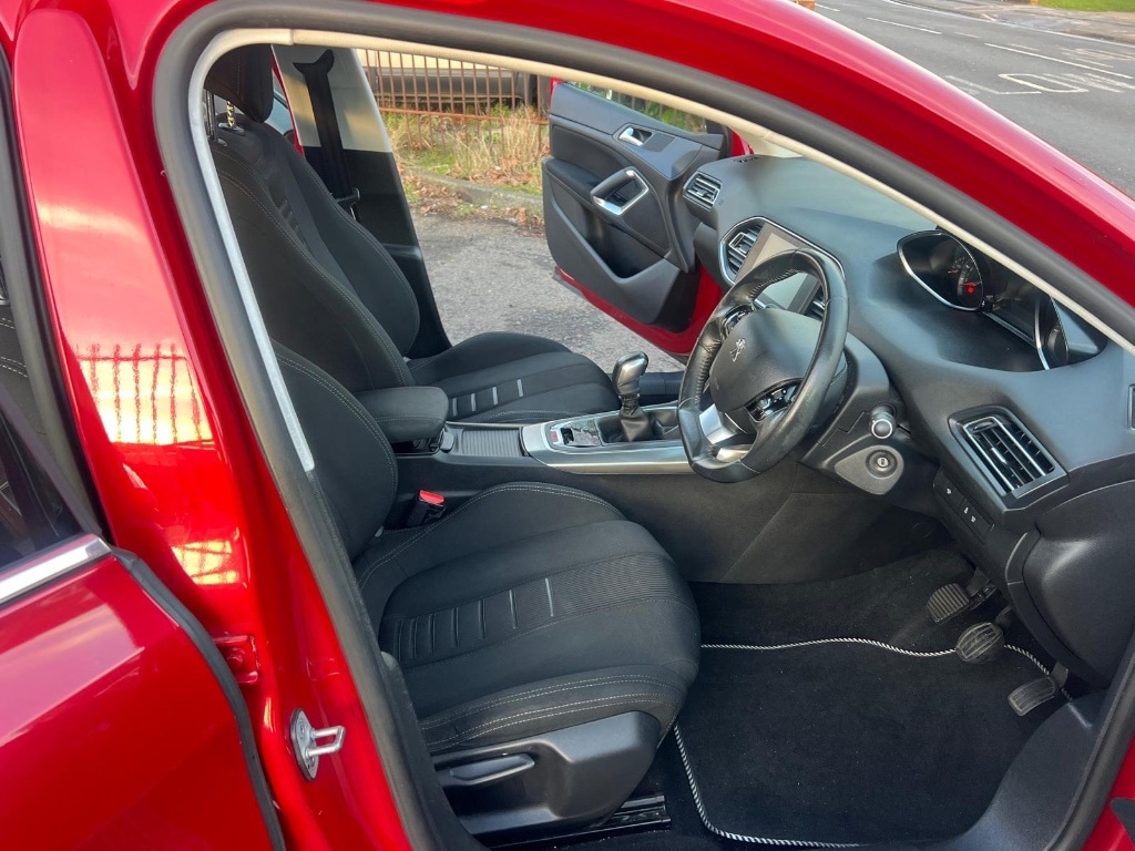 Used Peugeot 308 2014 for sale - 77182235: Photo 13