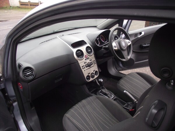 Used Vauxhall Corsa 2008 for sale - 75344267: Photo 13