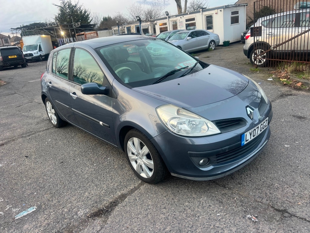 Used Renault Clio 2007 for sale - 77567315: Photo 2