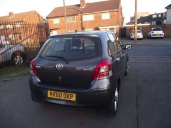 Used Toyota Yaris 2010 for sale - 74802378: Photo