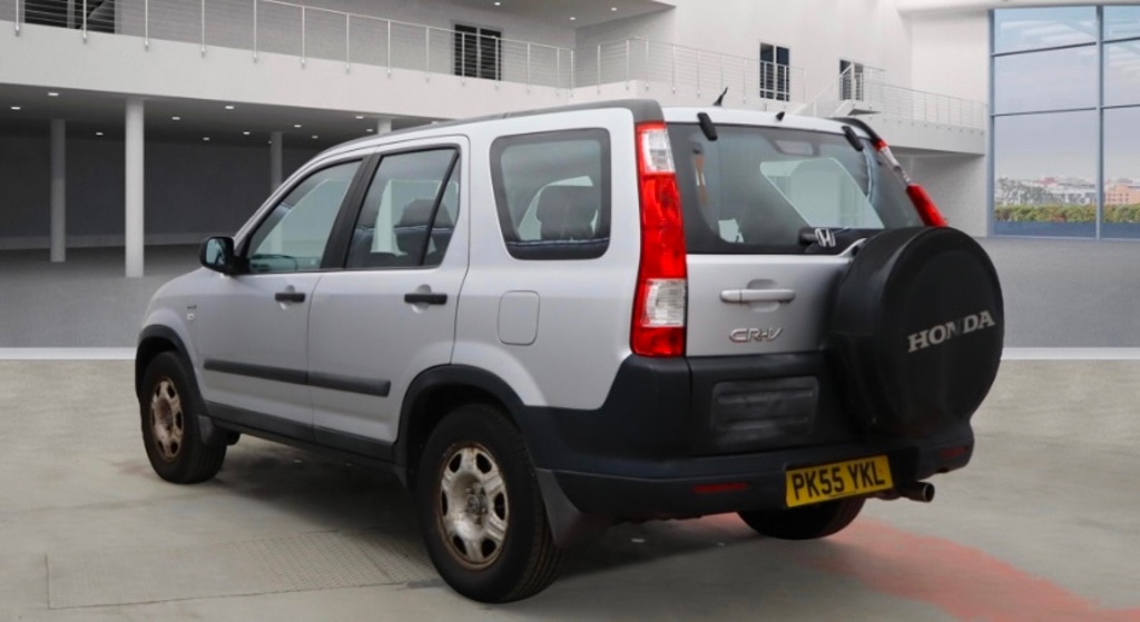 Used Honda CR-V 2005 for sale - 76275024: Photo 2