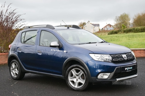 Used Dacia Sandero Stepway 2017 for sale - 76308191: Photo 1