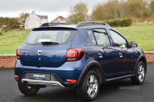 Used Dacia Sandero Stepway 2017 for sale - 76308191: Photo 4