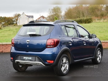 Used Dacia Sandero Stepway 2017 for sale - 76308191: Photo