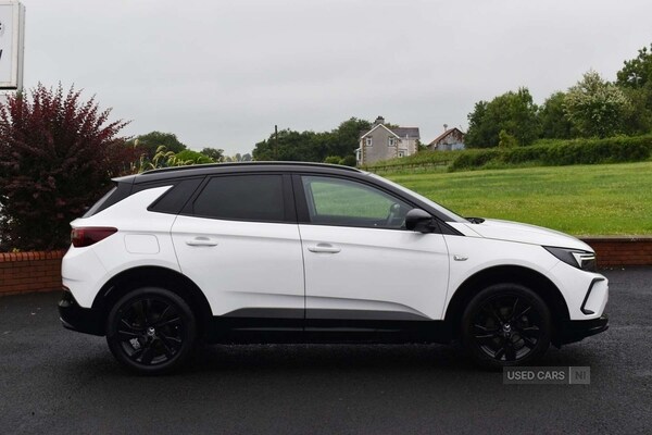 Used Vauxhall Grandland 2022 for sale - 75061610: Photo 3