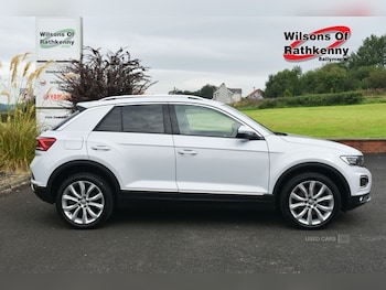 Used Volkswagen T-Roc 2019 for sale - 79472611: Photo