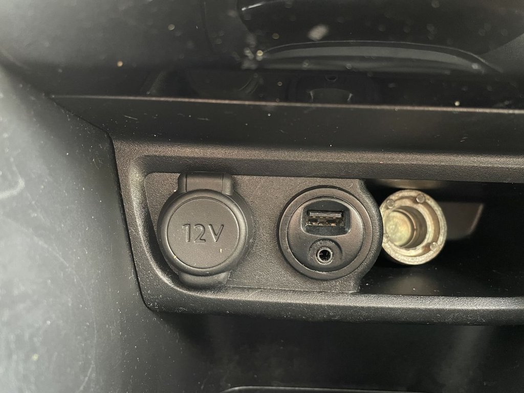 Used Peugeot 2008 2017 for sale - 76068285: Photo 27