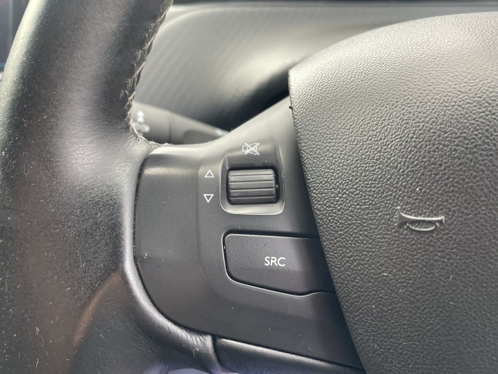Used Peugeot 2008 2017 for sale - 76068285: Photo 31