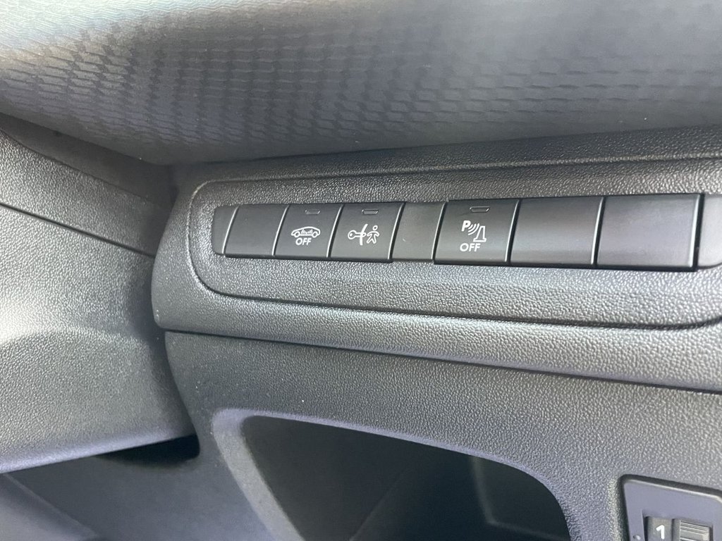 Used Peugeot 2008 2017 for sale - 76068285: Photo 39