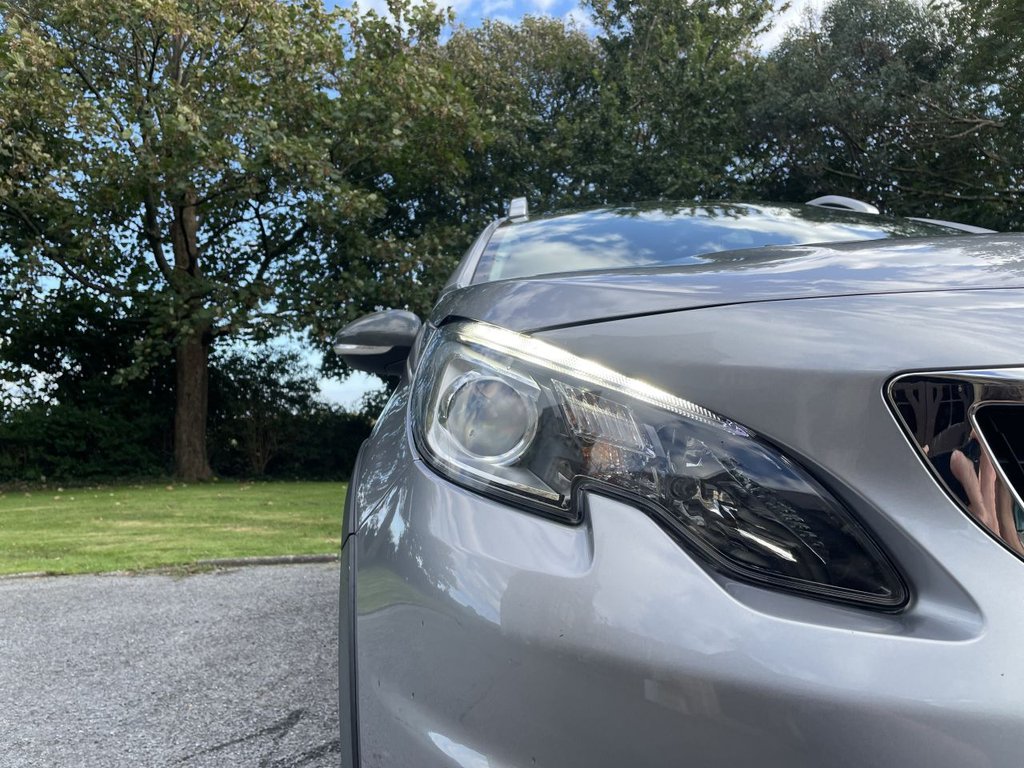 Used Peugeot 2008 2017 for sale - 76068285: Photo 42