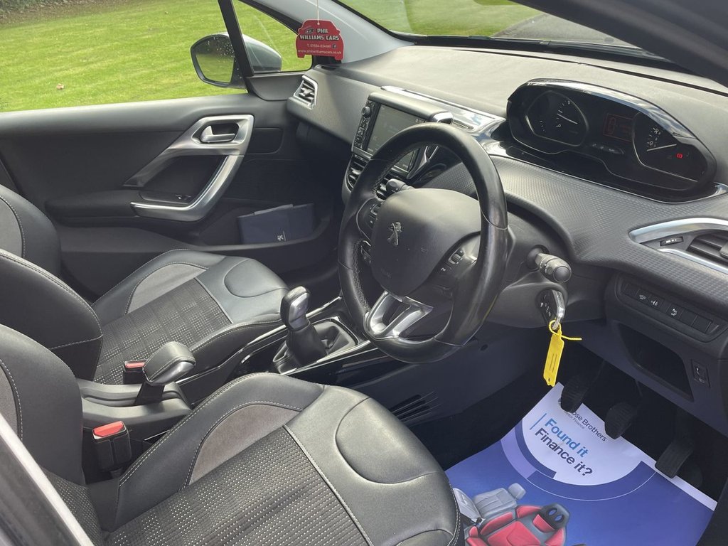 Used Peugeot 2008 2017 for sale - 76068285: Photo 9