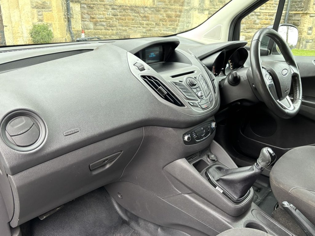 Used Ford Transit Courier 2015 for sale - 77642517: Photo 11