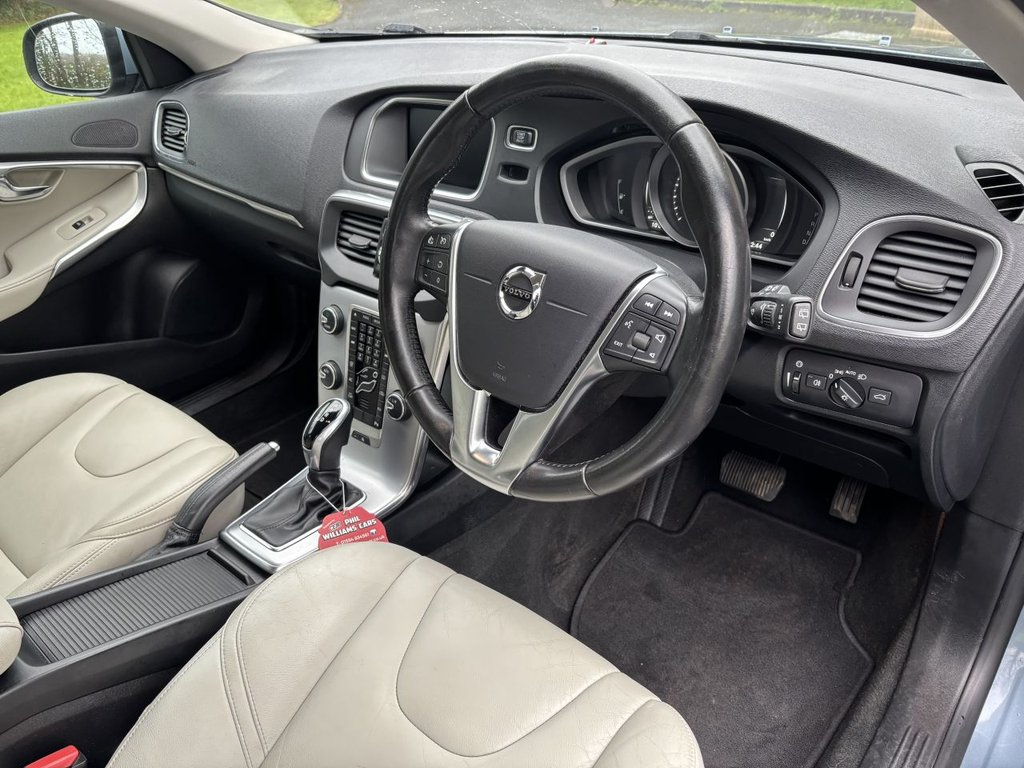 Used Volvo V40 2017 for sale - 77171809: Photo 10