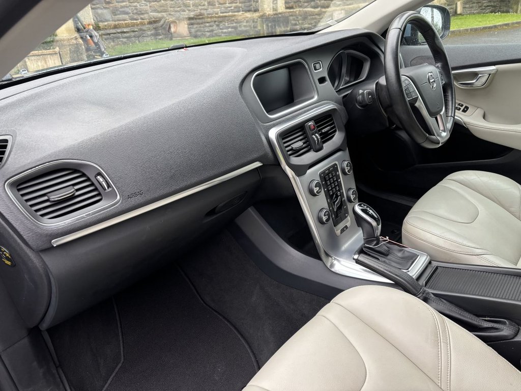 Used Volvo V40 2017 for sale - 77171809: Photo 12