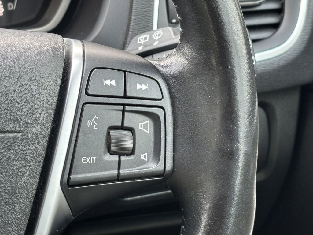 Used Volvo V40 2017 for sale - 77171809: Photo 17