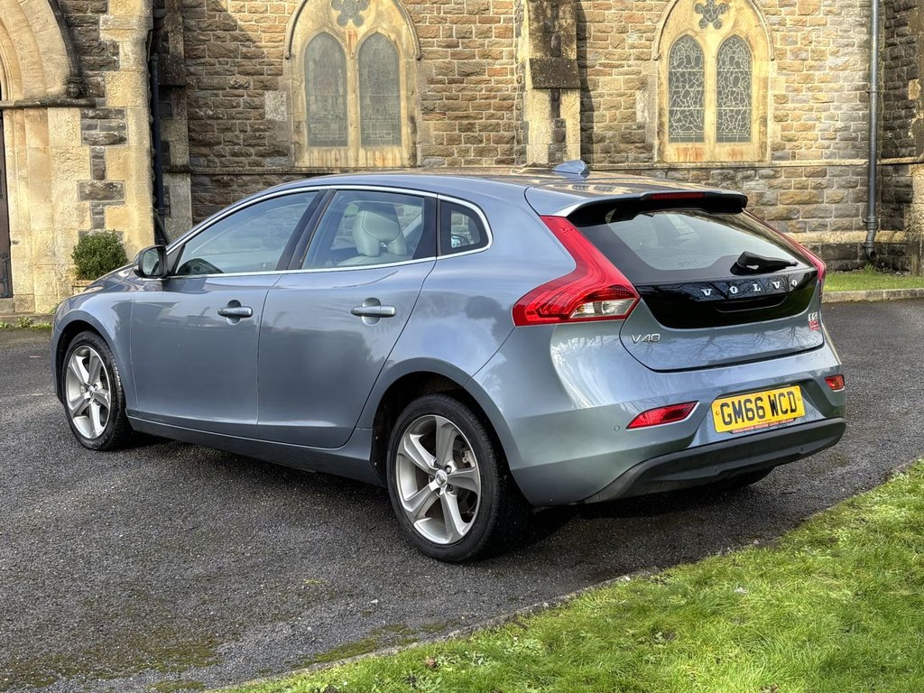 Used Volvo V40 2017 for sale - 77171809: Photo 6