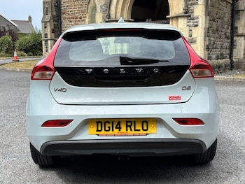 Used Volvo V40 2014 for sale - 79409113: Photo