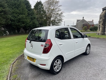 Used Hyundai i10 2012 for sale - 76245373: Photo 3