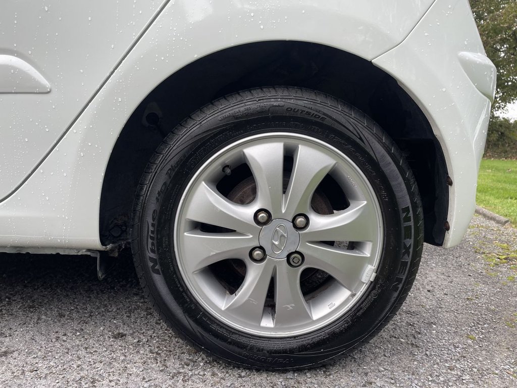 Used Hyundai i10 2012 for sale - 76245373: Photo 44