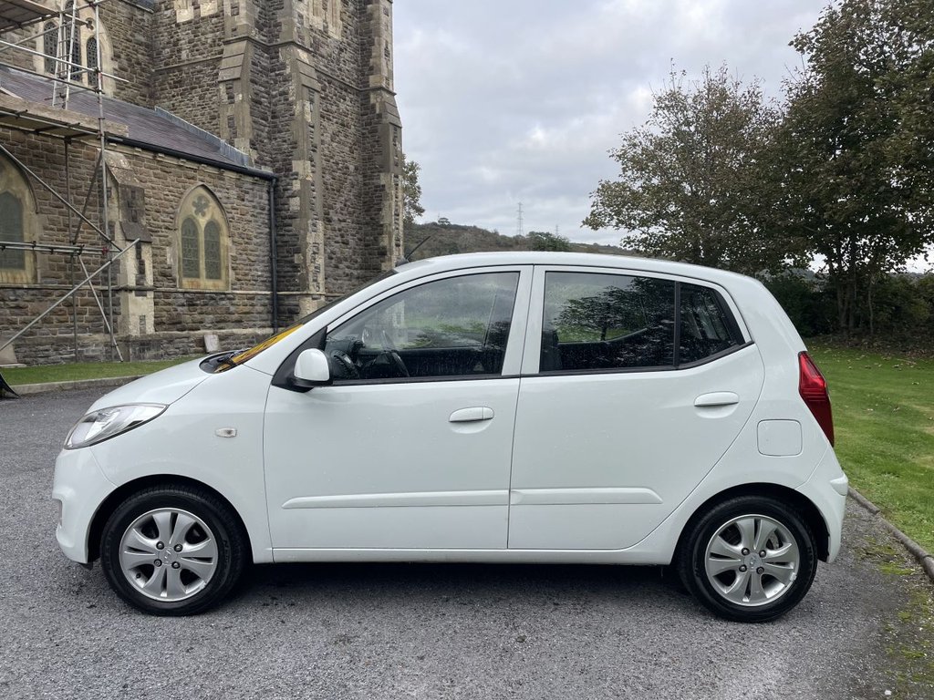 Used Hyundai i10 2012 for sale - 76245373: Photo 7