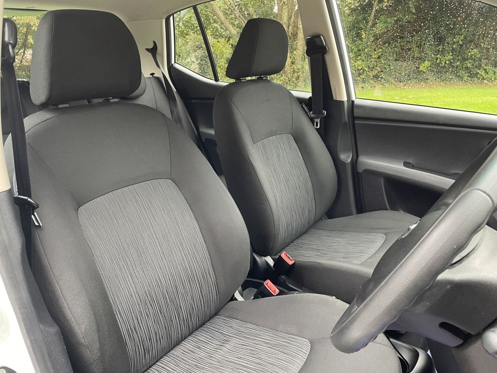 Used Hyundai i10 2012 for sale - 76245373: Photo 9