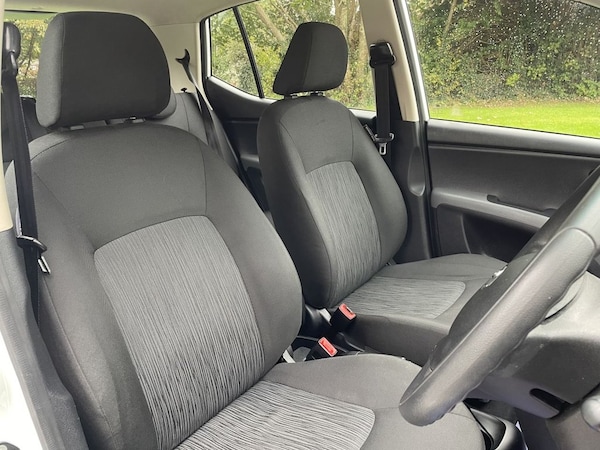 Used Hyundai i10 2012 for sale - 76245373: Photo 9