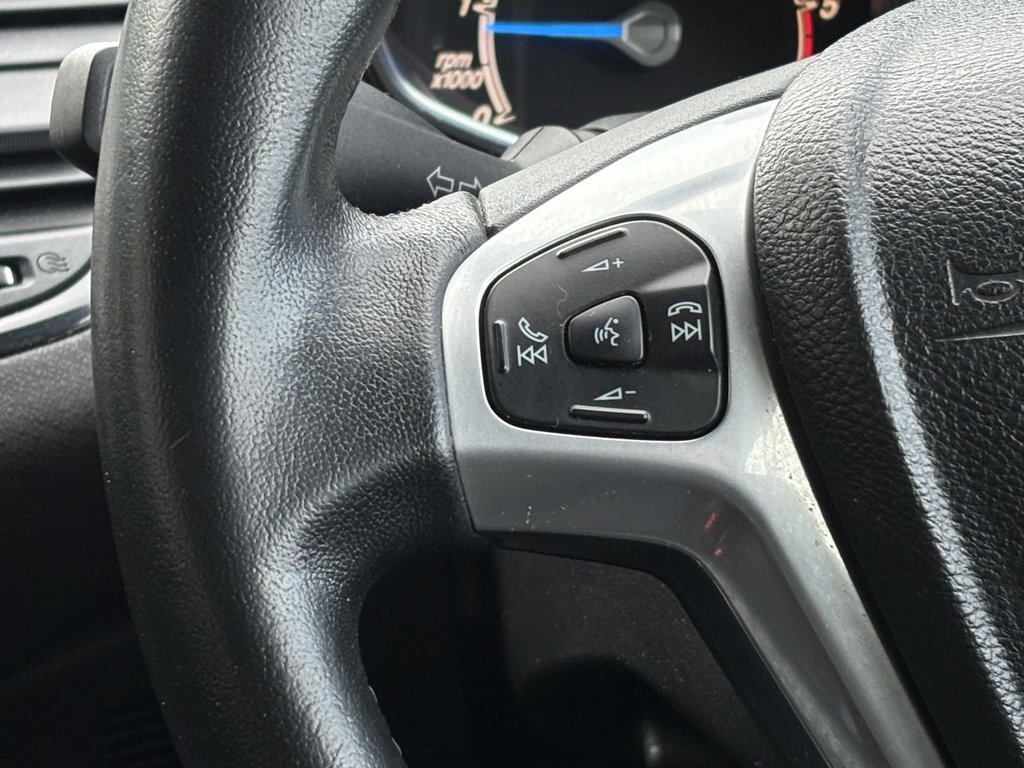 Used Ford Fiesta 2013 for sale - 77383863: Photo 17