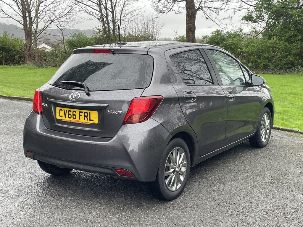 Used Toyota Yaris 2016 for sale - 77133066: Photo 4