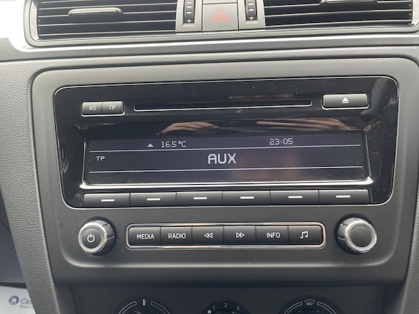 Used Skoda Rapid Spaceback 2014 for sale - 76147915: Photo 25