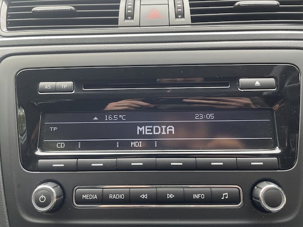 Used Skoda Rapid Spaceback 2014 for sale - 76147915: Photo 26