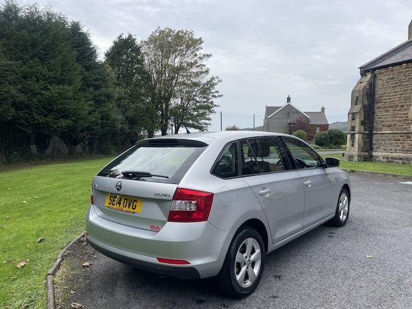 Used Skoda Rapid Spaceback 2014 for sale - 76147915: Photo 4