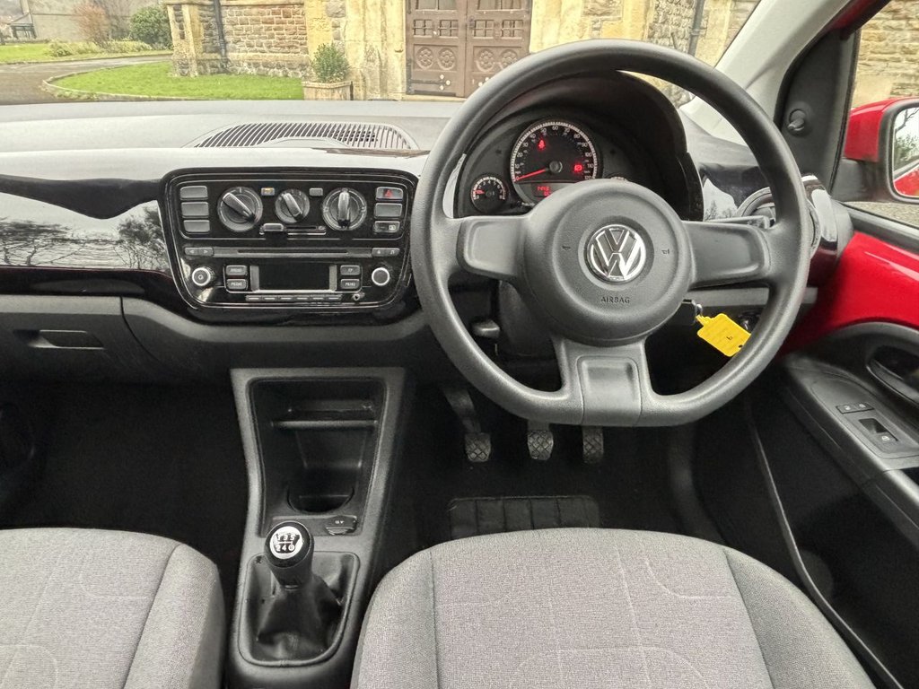 Used Volkswagen up! 2014 for sale - 77199833: Photo 15