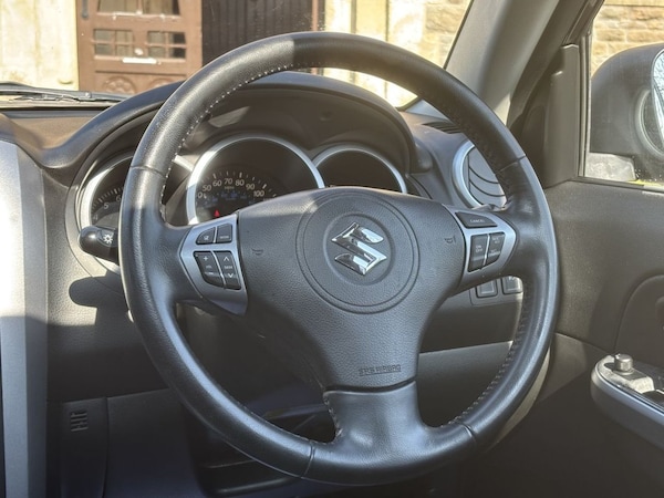 Used Suzuki Grand Vitara 2010 for sale - 75180124: Photo 26