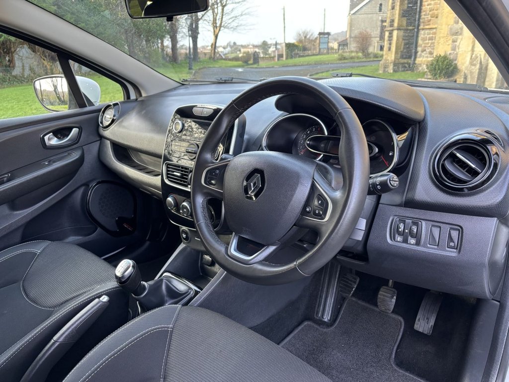 Used Renault Clio 2018 for sale - 77383887: Photo 10