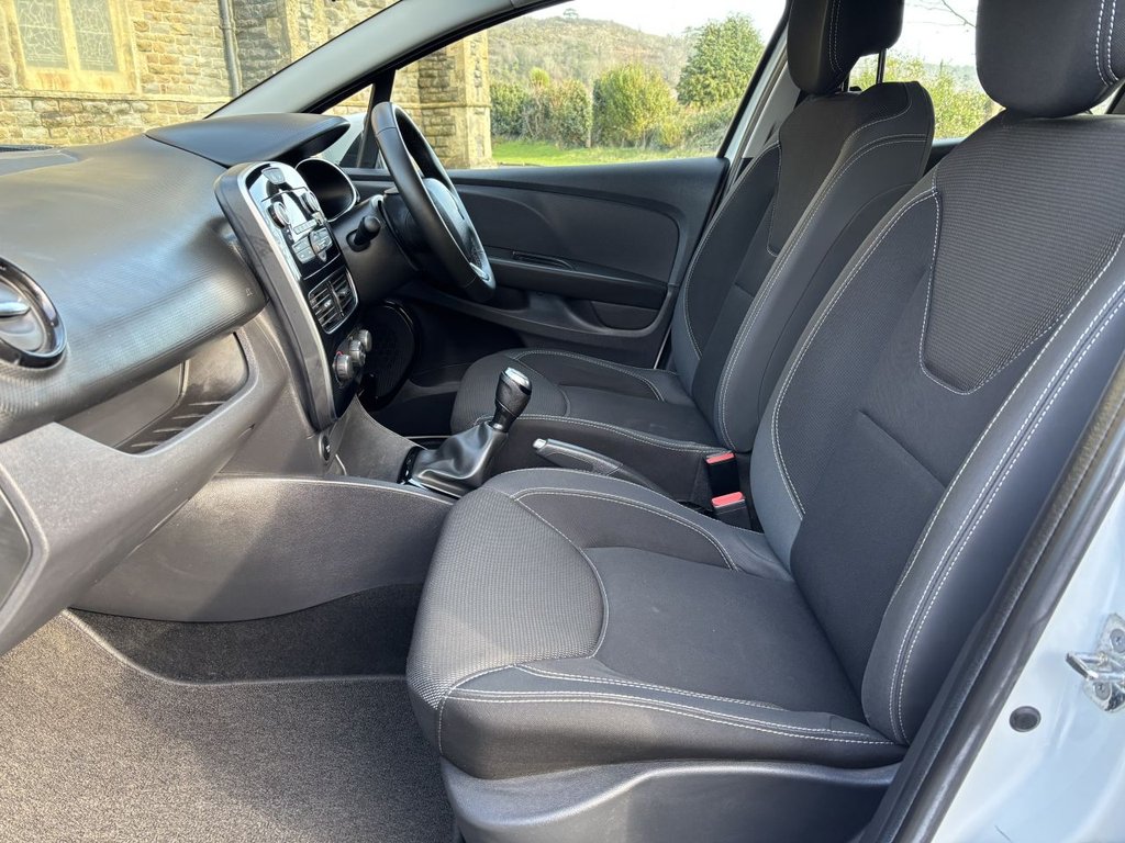 Used Renault Clio 2018 for sale - 77383887: Photo 12