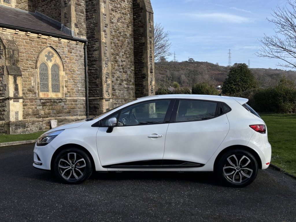 Used Renault Clio 2018 for sale - 77383887: Photo 7