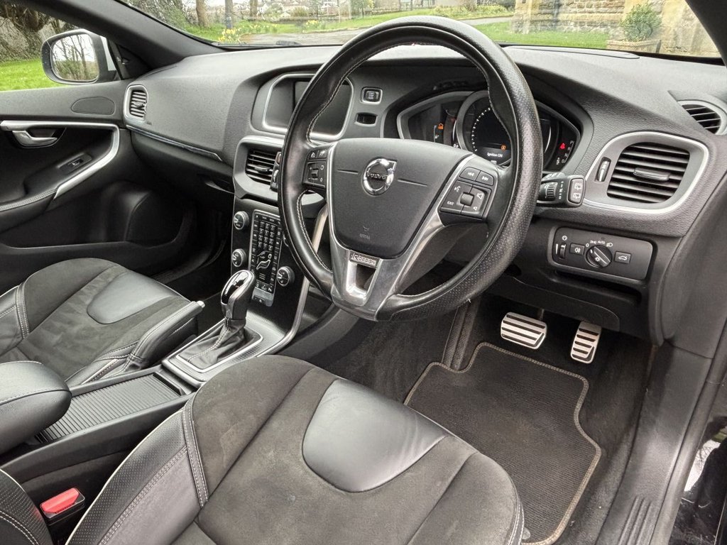 Used Volvo V40 2018 for sale - 77820929: Photo 10