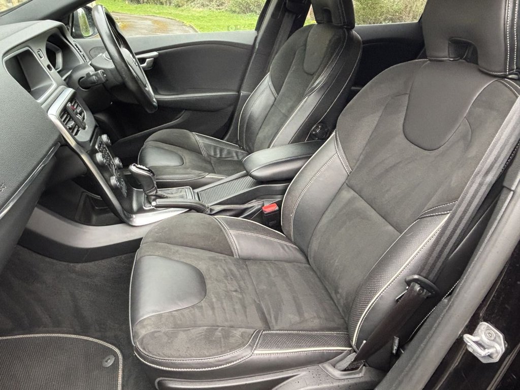 Used Volvo V40 2018 for sale - 77820929: Photo 13