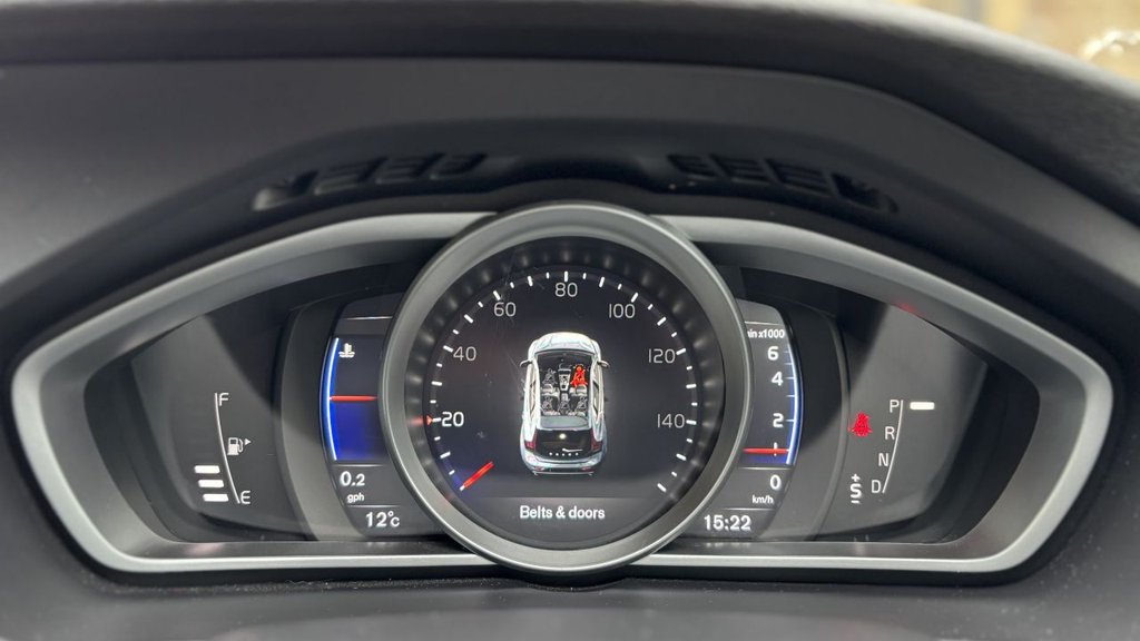 Used Volvo V40 2018 for sale - 77820929: Photo 16