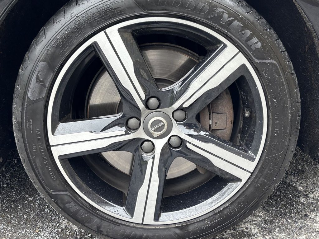 Used Volvo V40 2018 for sale - 77820929: Photo 19