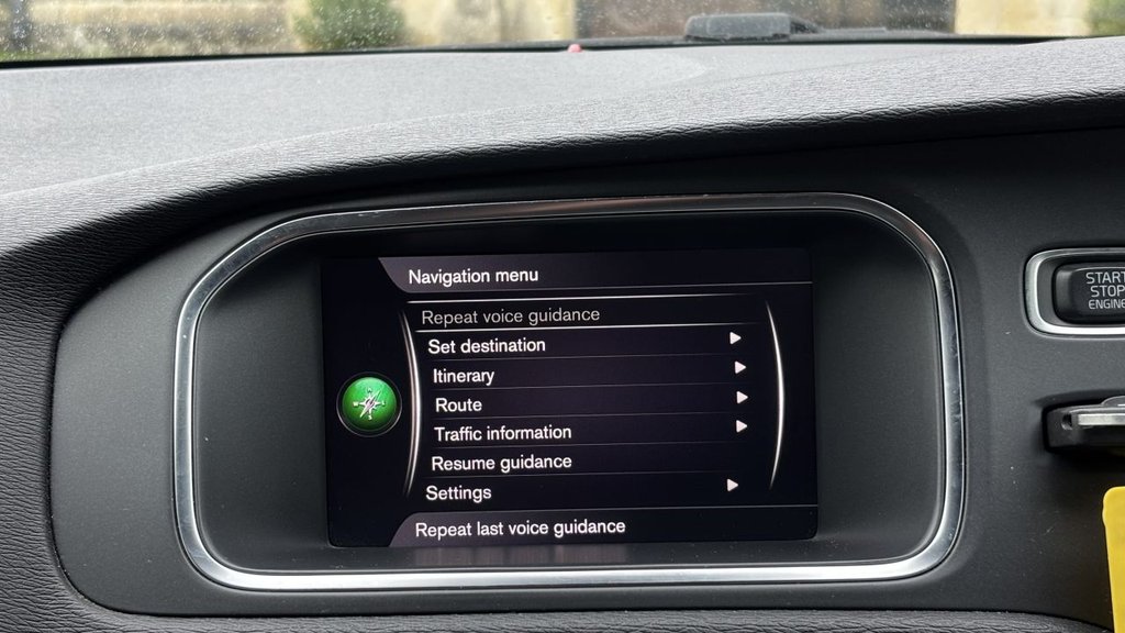 Used Volvo V40 2018 for sale - 77820929: Photo 24